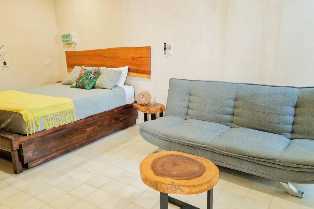 Eco-Friendly And Modern Loft 4 By Noox Apartment ตูลุม ภายนอก รูปภาพ